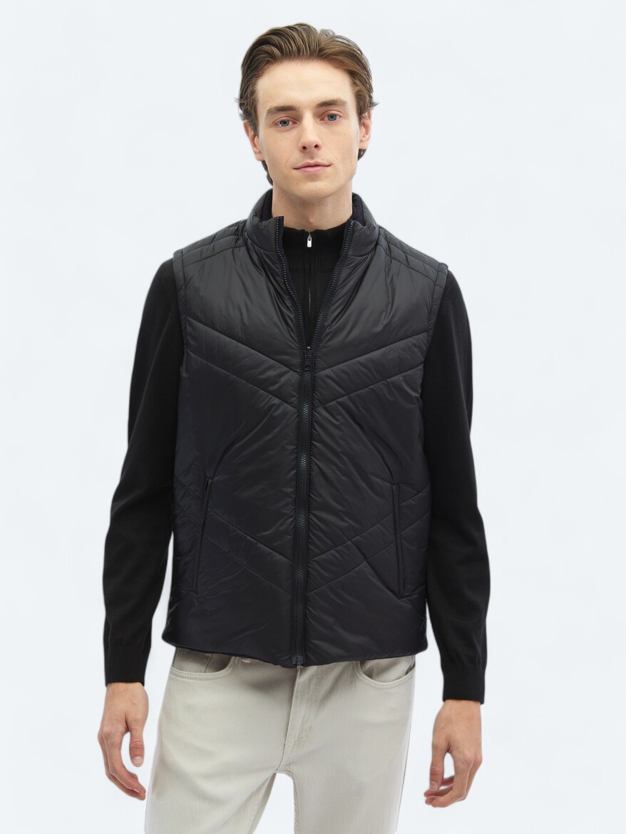 Siyah Regular Fit Gizli Kapüşon Casual Dokuma Spor Yelek - 7