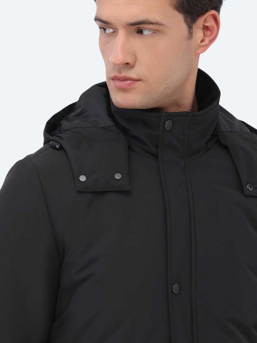 Siyah Regular Fit Kapüşonlu Casual Dokuma Kaban - 4