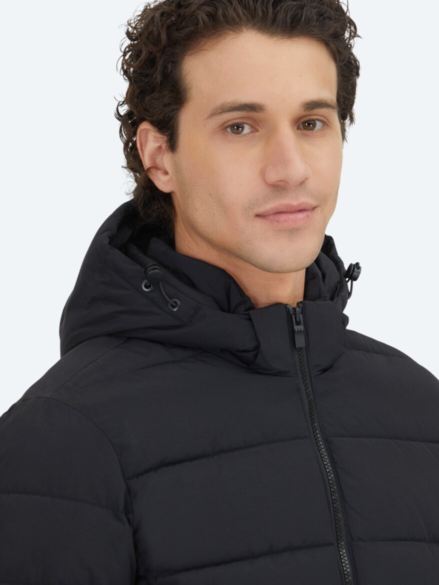 Siyah Regular Fit Kapüşonlu Casual Dokuma Mont - 4