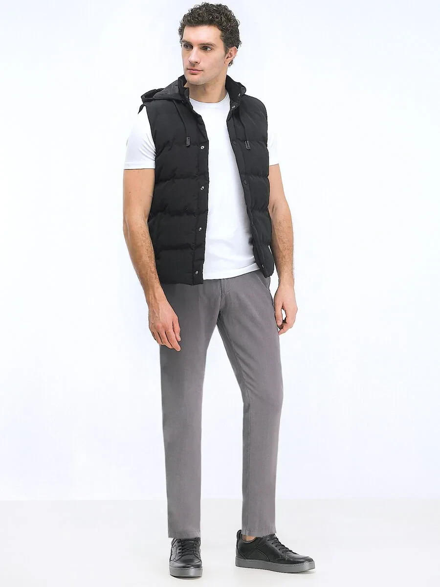 Siyah Regular Fit Kapüşonlu Casual Dokuma Spor Yelek - 2