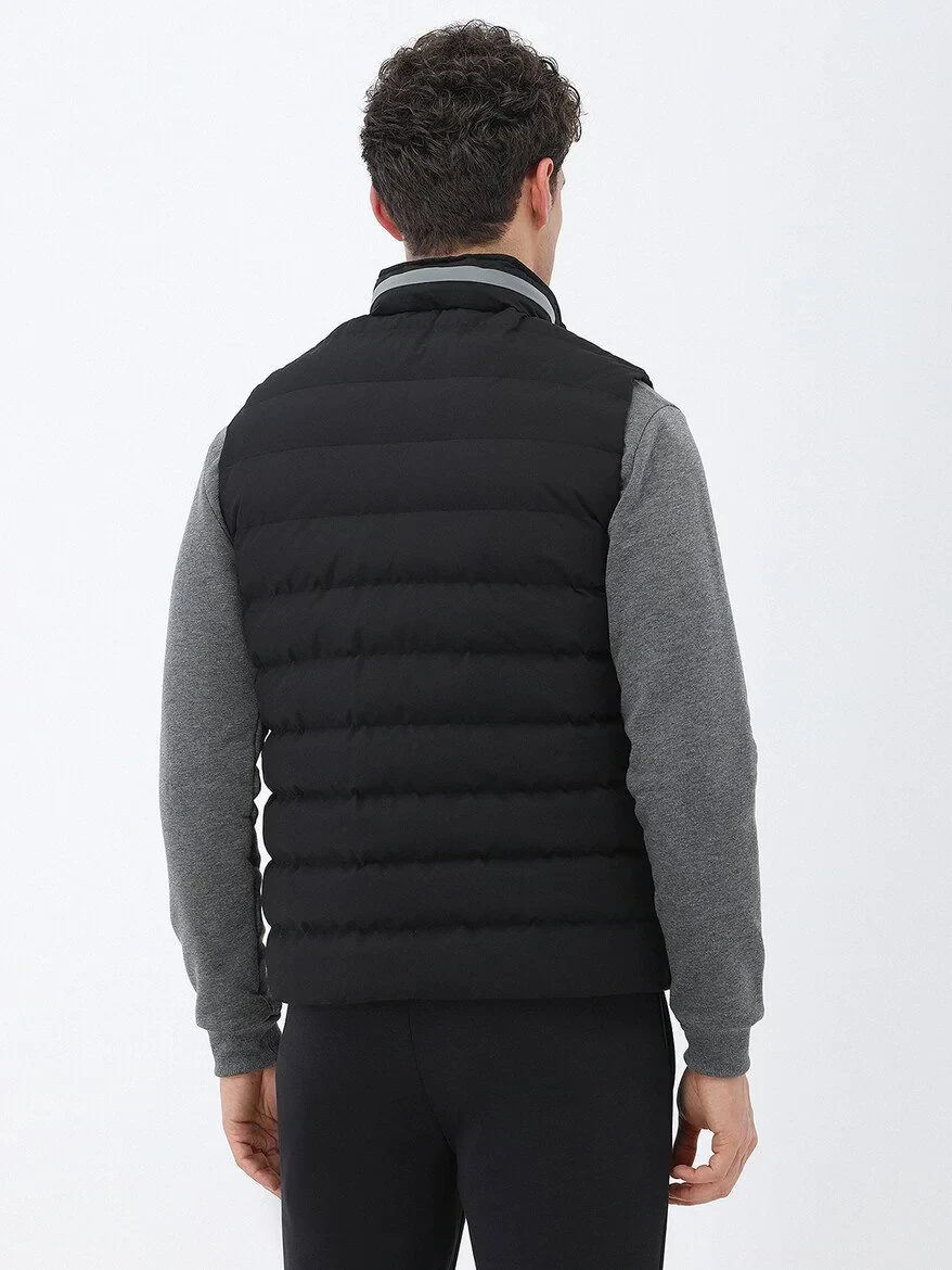 Siyah Regular Fit Kapüşonlu Casual Dokuma Spor Yelek - 5