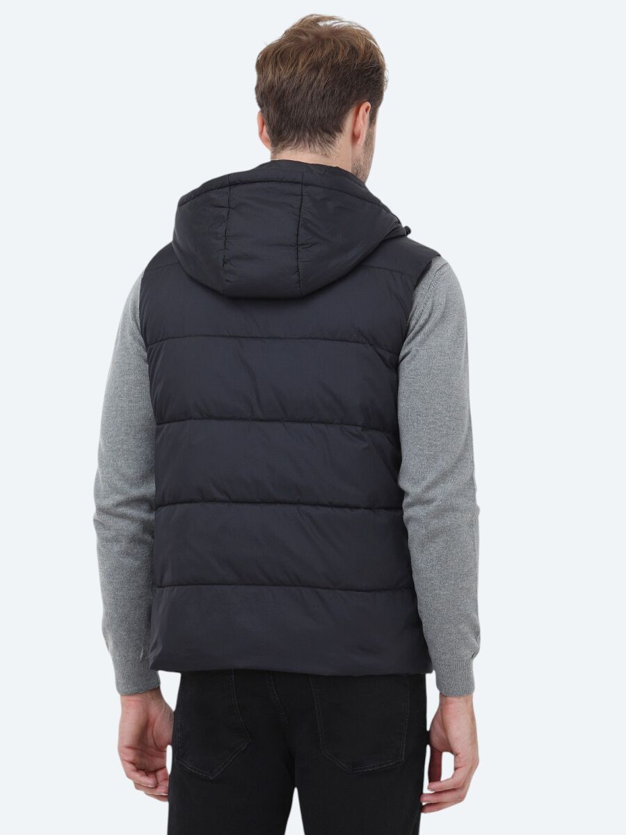 Siyah Regular Fit Kapüşonlu Casual Dokuma Spor Yelek - 5