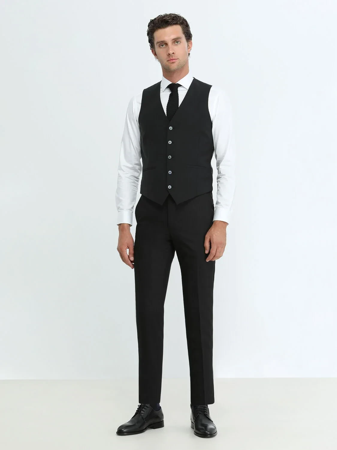 Siyah Slim Fit Kelebek Yaka Klasik Yelek - 2