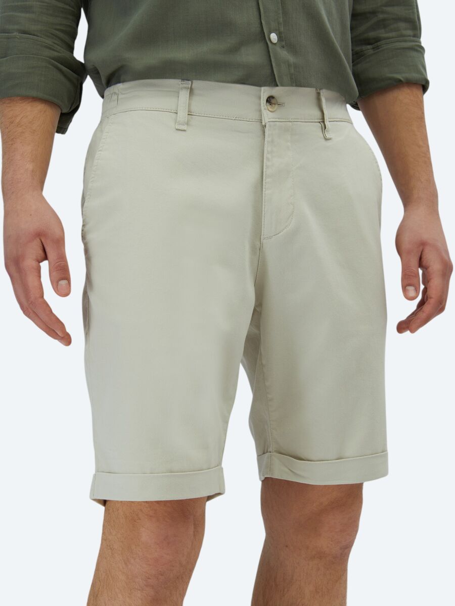 Taş Düz Dokuma Slim Fit Casual Pamuk Karışımlı Bermuda - 3