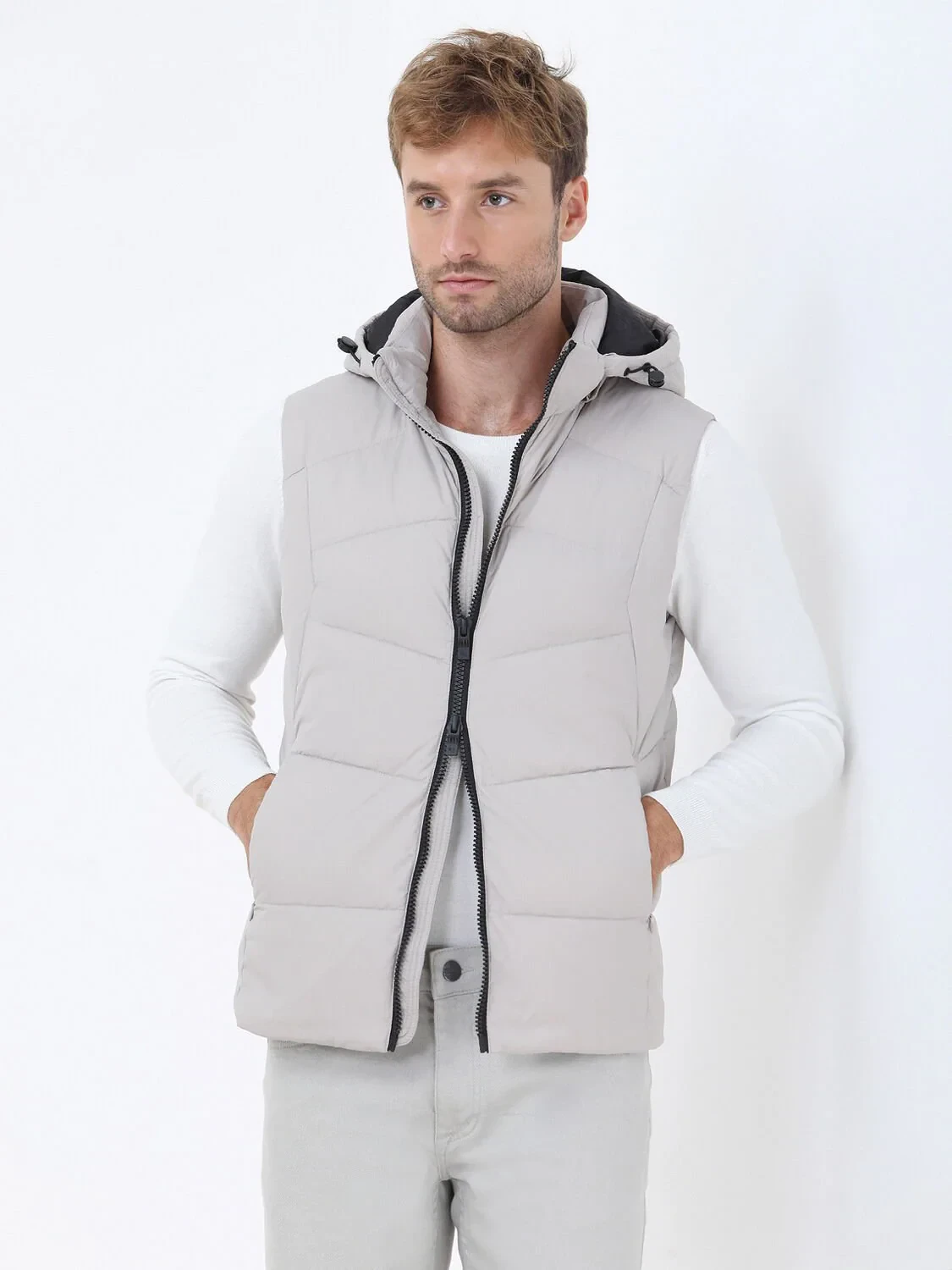Taş Regular Fit Kapüşonlu Casual Dokuma Spor Yelek - 1