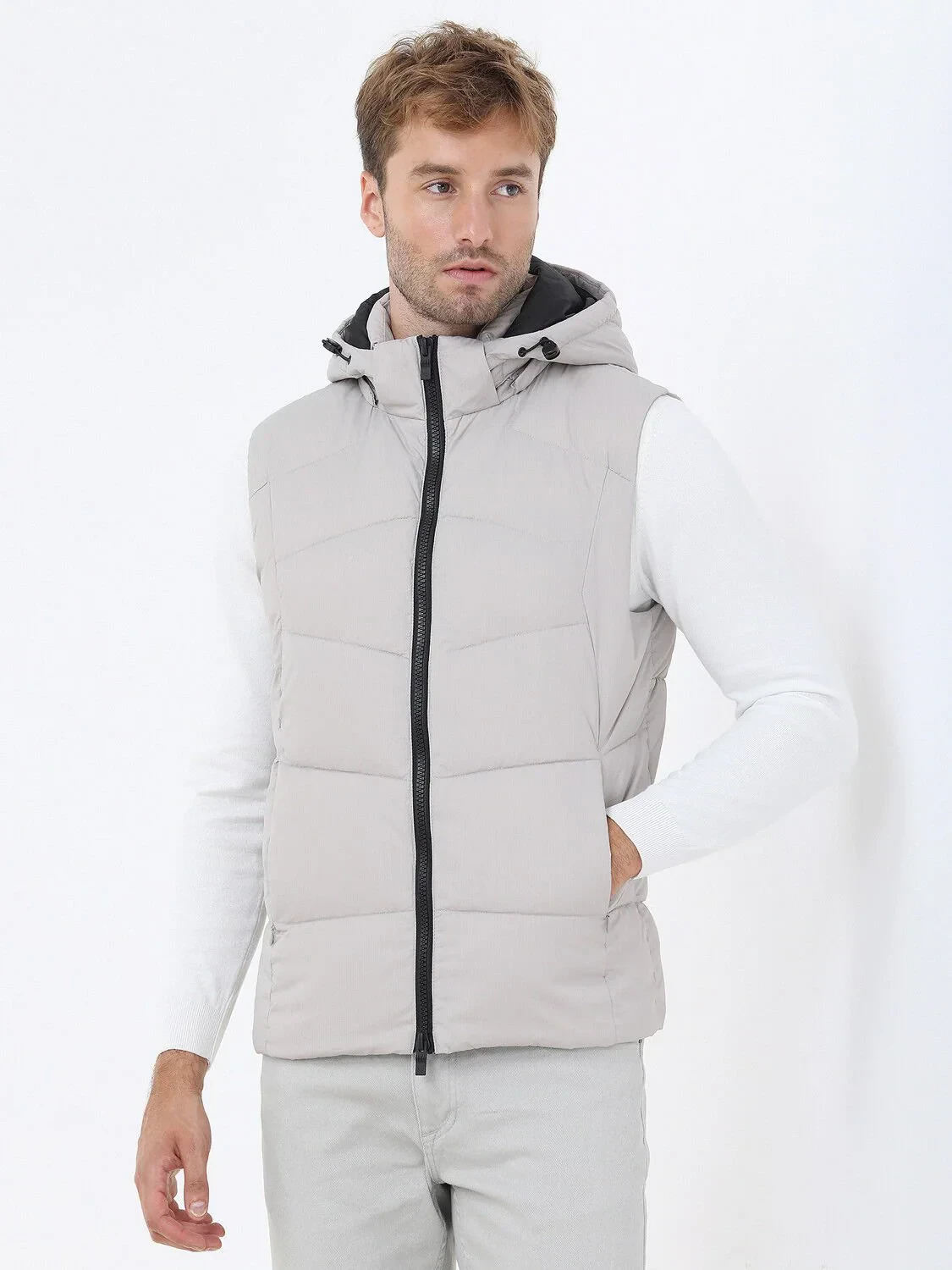 Taş Regular Fit Kapüşonlu Casual Dokuma Spor Yelek - 3