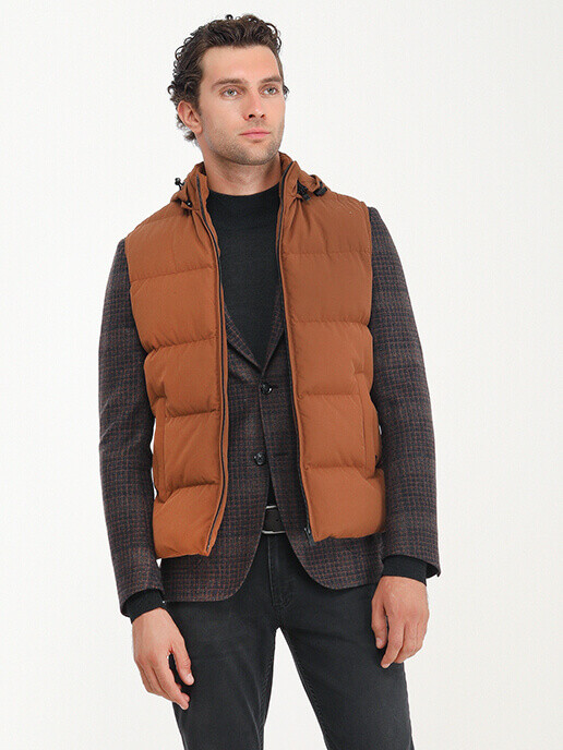 Tile Red Regular Fit Hooded Casual Weaving Puffer Vest - 5