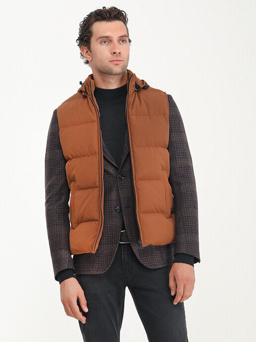 Tile Red Regular Fit Hooded Casual Weaving Puffer Vest - 5