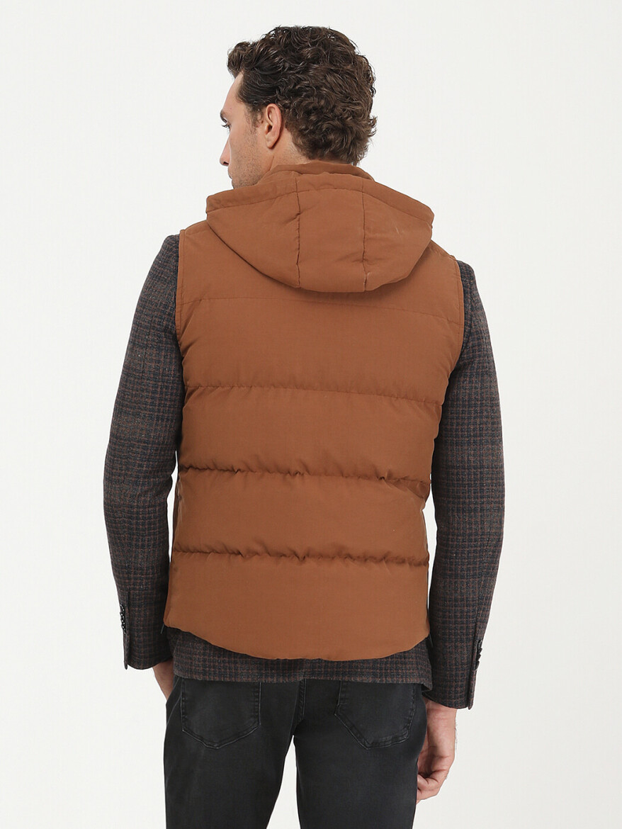 Tile Red Regular Fit Hooded Casual Weaving Puffer Vest - 6