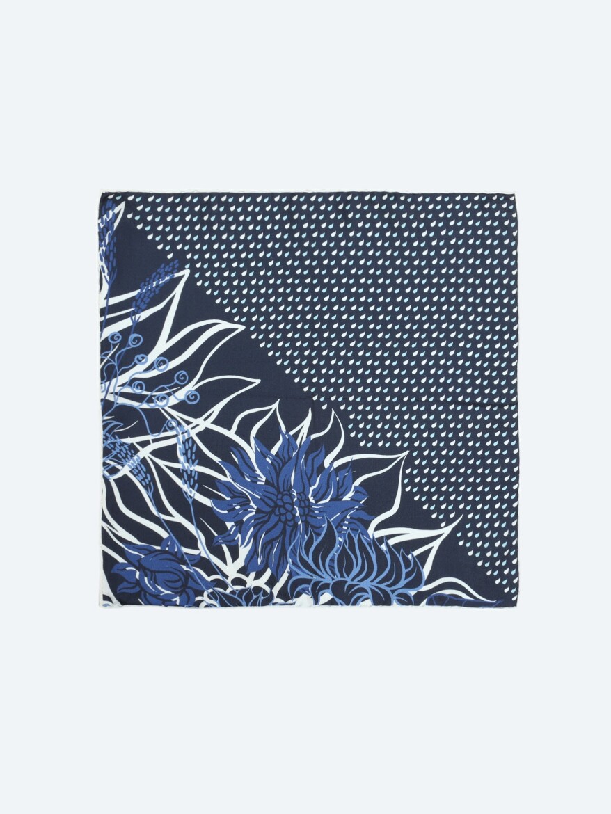 White Handkerchief 