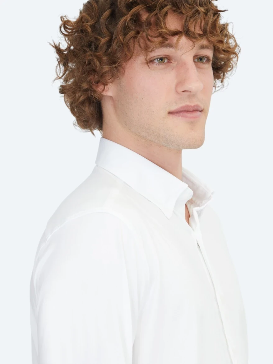 White Regular Fit Knitting Casual Shirt 