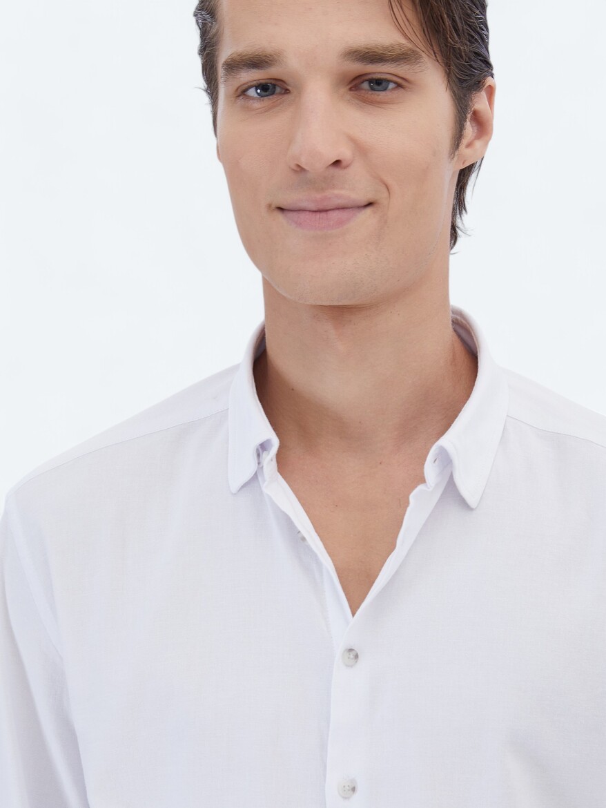 White Plain Regular Fit Long Weaving Casual Cotton Blended Shirt - 4