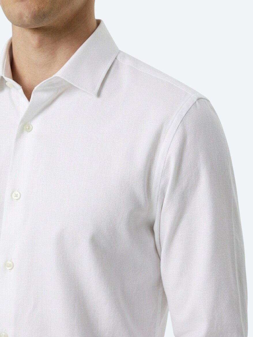 White Plain Regular Fit Long Weaving Casual Cotton Blended Shirt - 3