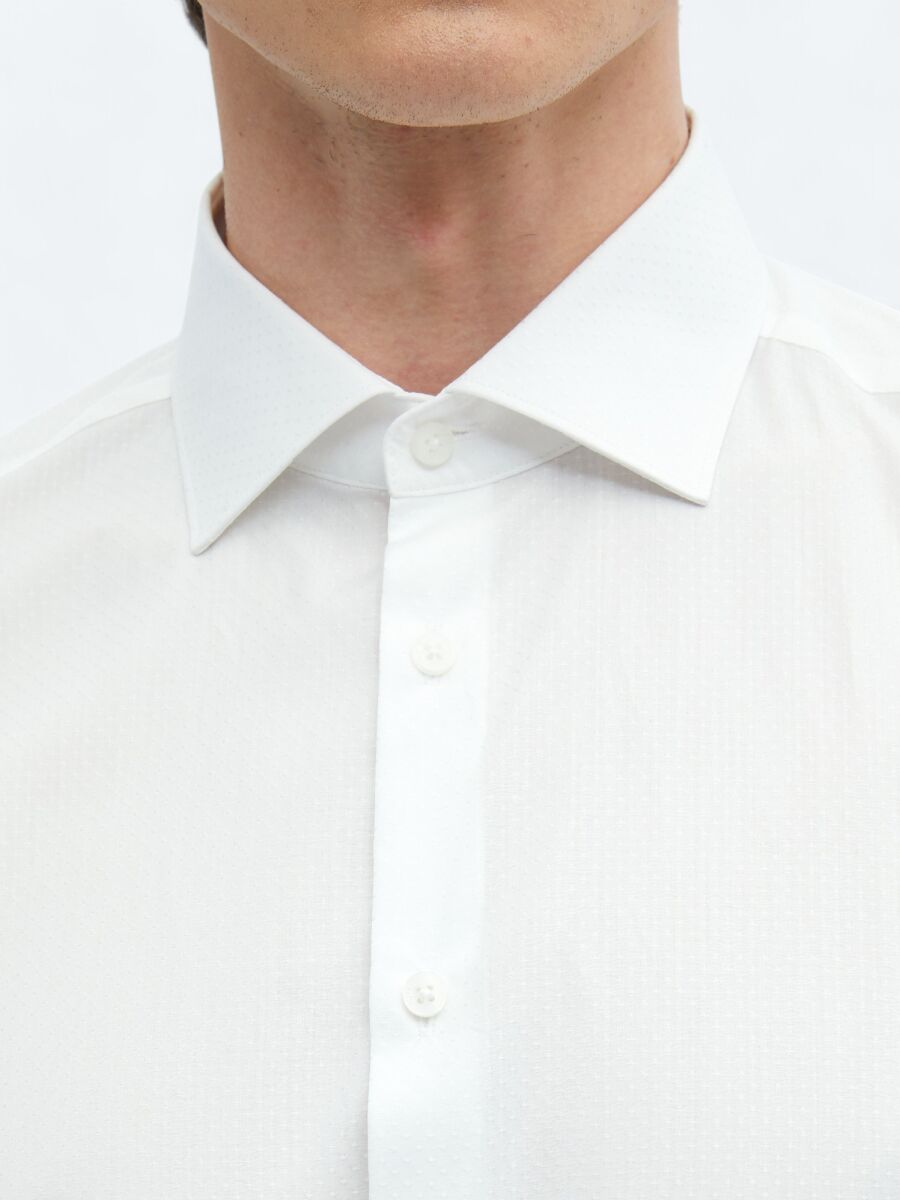 White Plain Regular Fit Long Weaving Classical 100% Cotton Shirt - 4