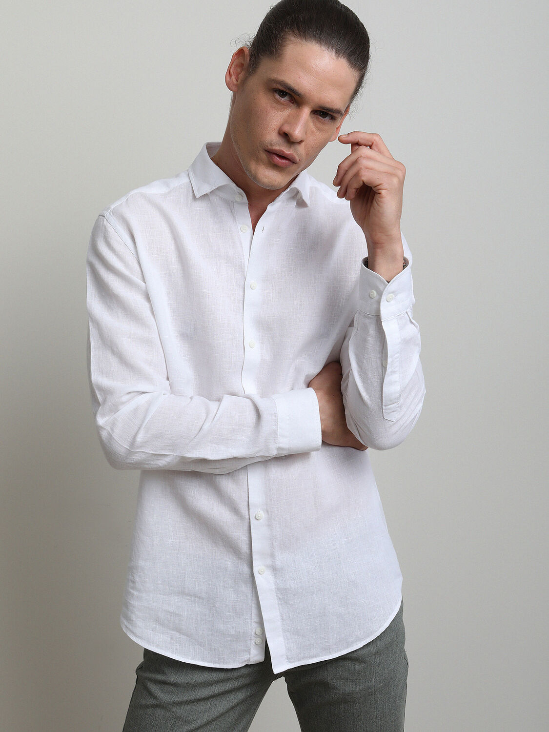 White Plain Regular Fit Weaving Casual Cotton Blended Shirt - 4