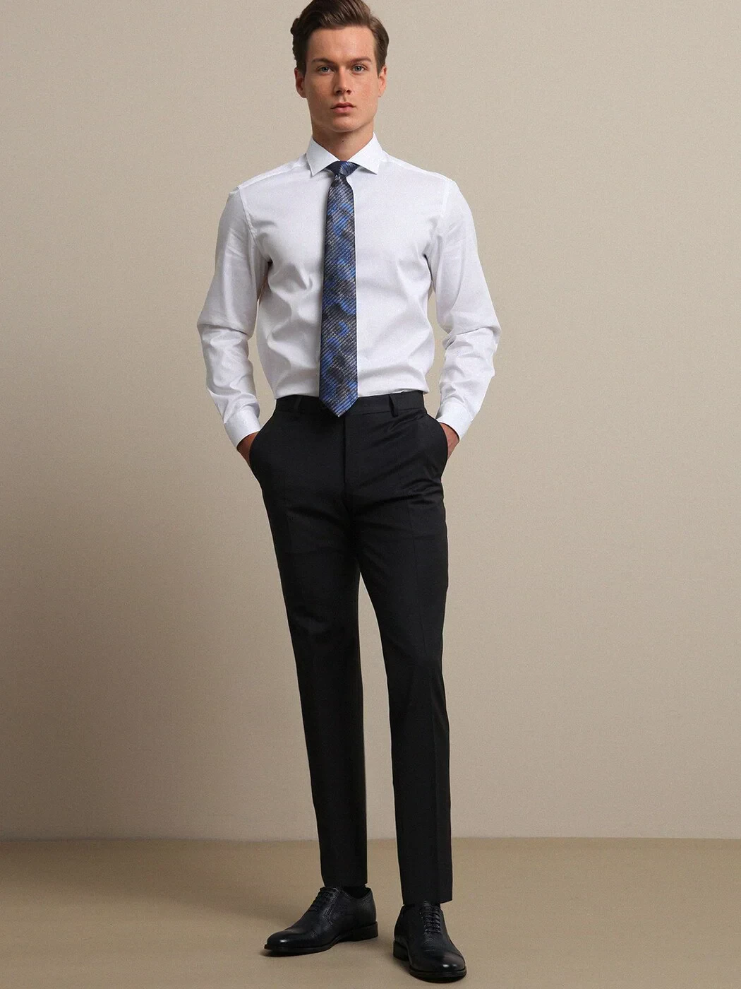 White Plain Regular Fit Weaving Classical 100% Cotton Shirt - 2