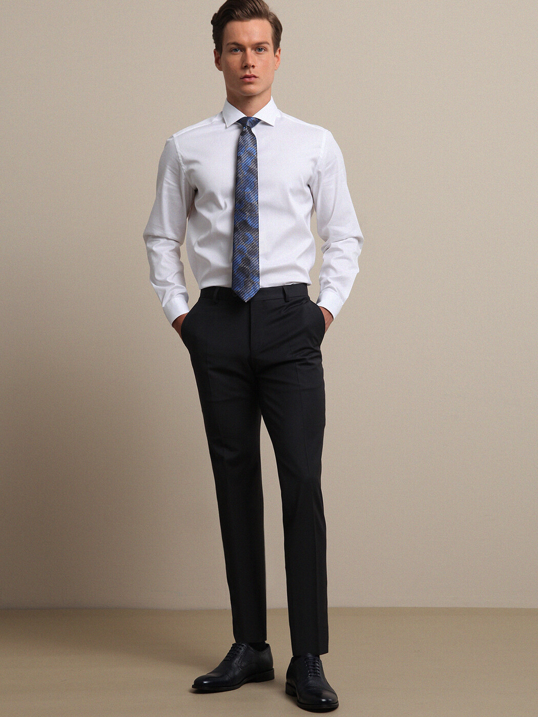 White Plain Regular Fit Weaving Classical 100% Cotton Shirt - 2