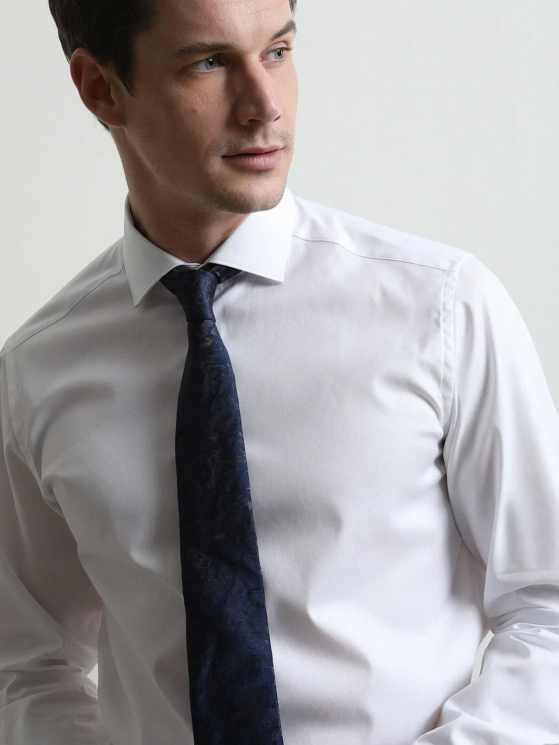 White Plain Regular Fit Weaving Classical 100% Cotton Shirt - 1