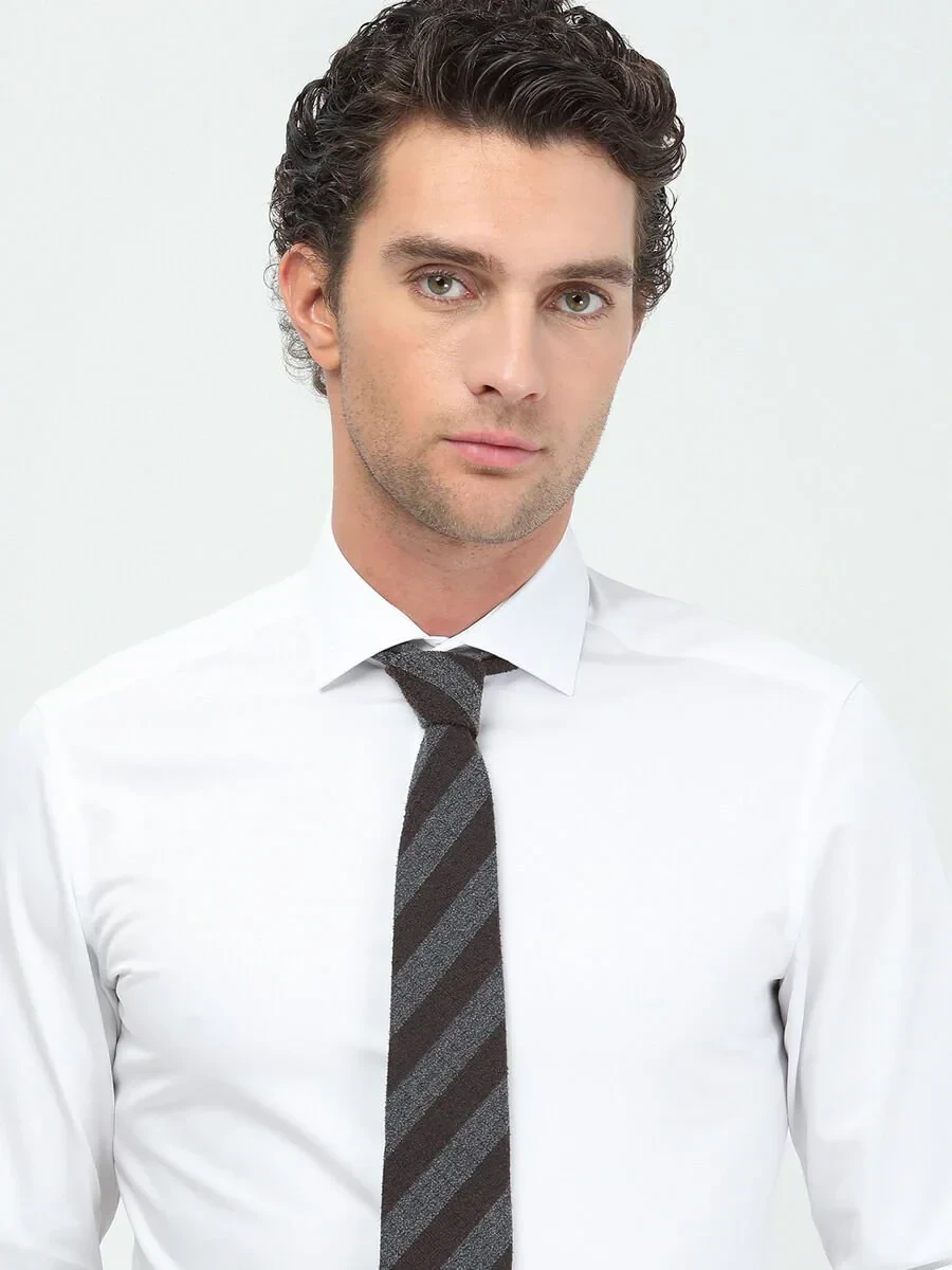 White Plain Regular Fit Weaving Classical 100% Cotton Shirt - 2