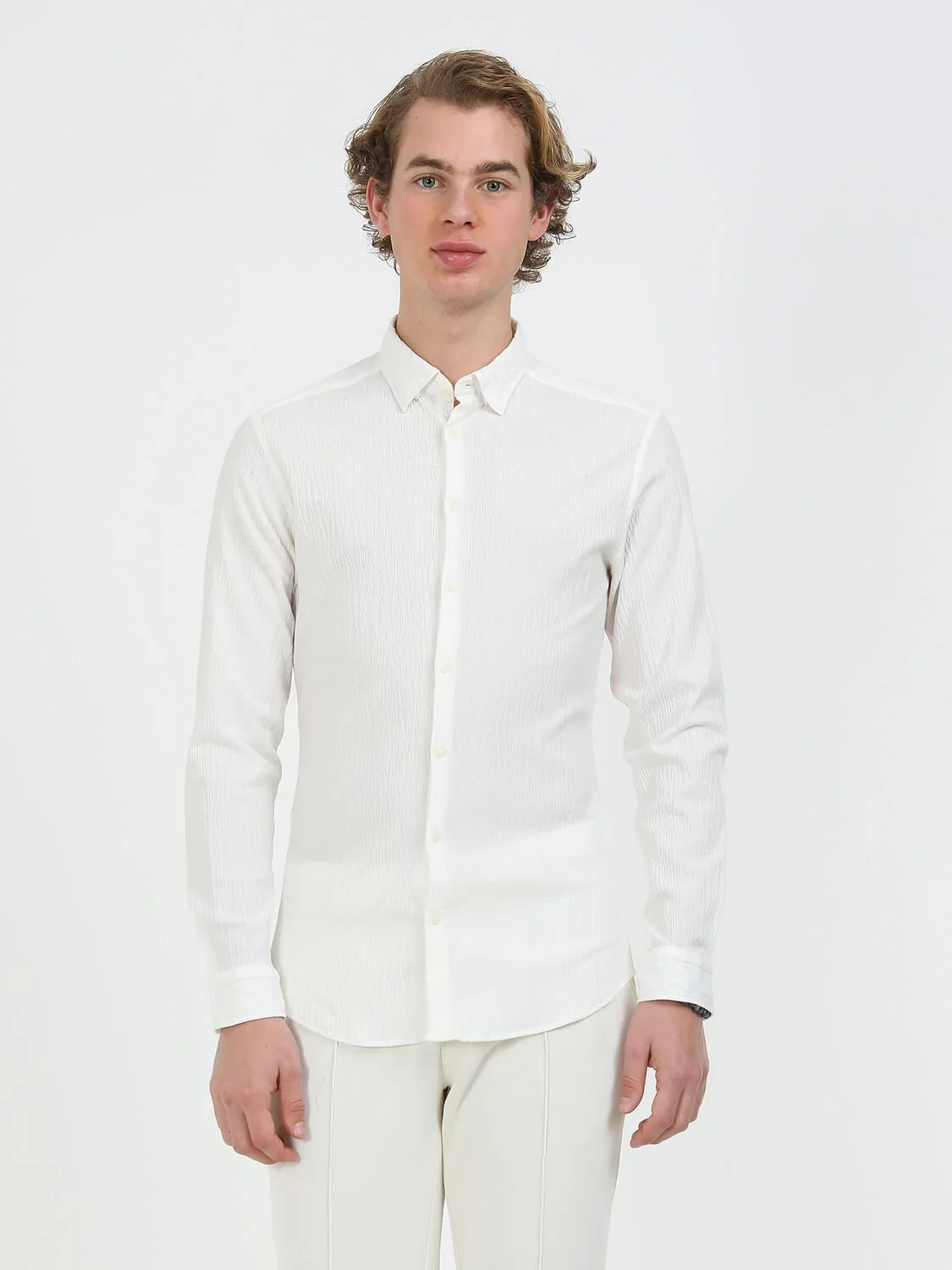 White Plain Slim Fit Weaving Casual Cotton Blended Shirt - 2