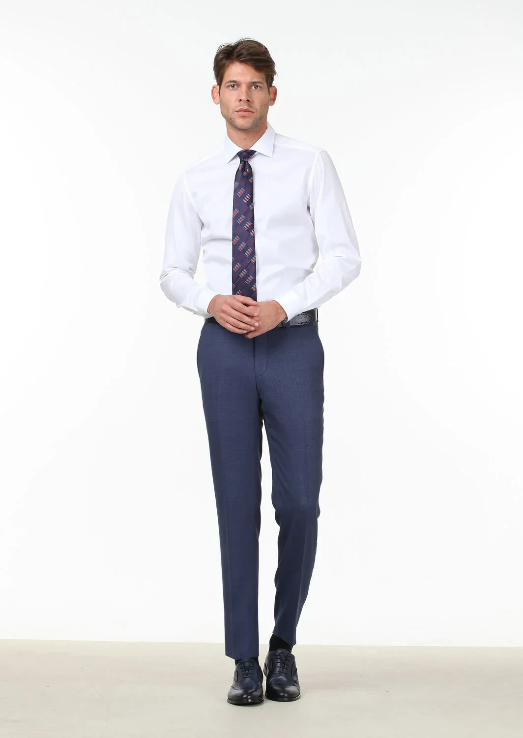 White Plain Slim Fit Weaving Classical 100% Cotton Shirt - 2