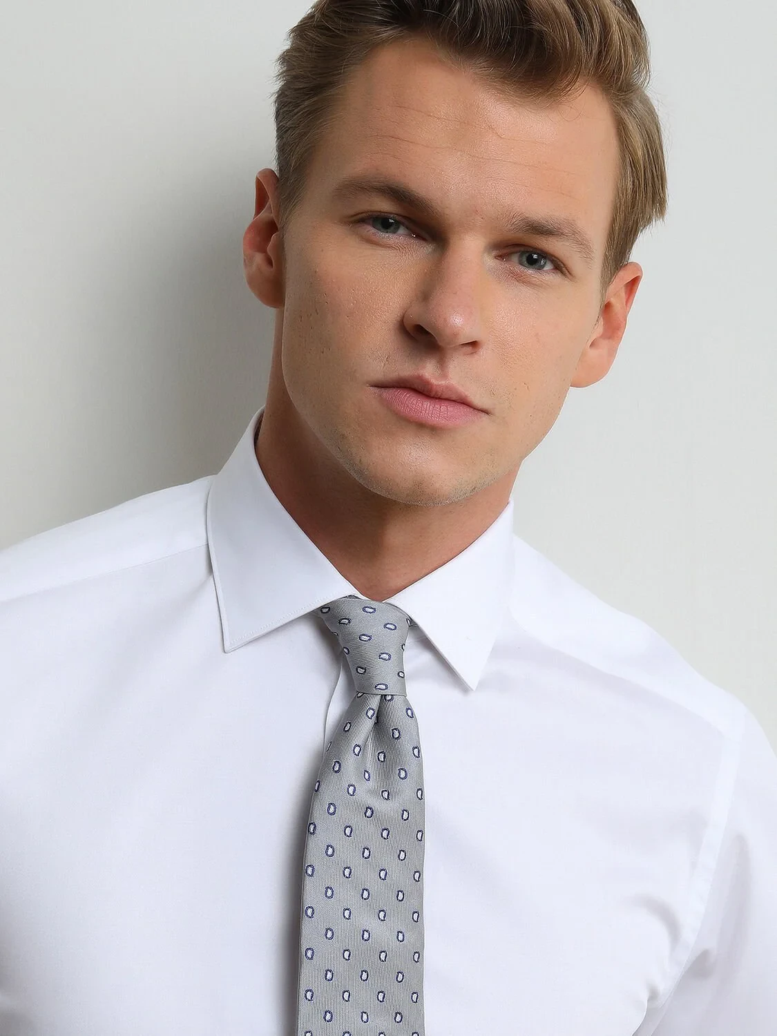 White Plain Slim Fit Weaving Classical 100% Cotton Shirt - 2