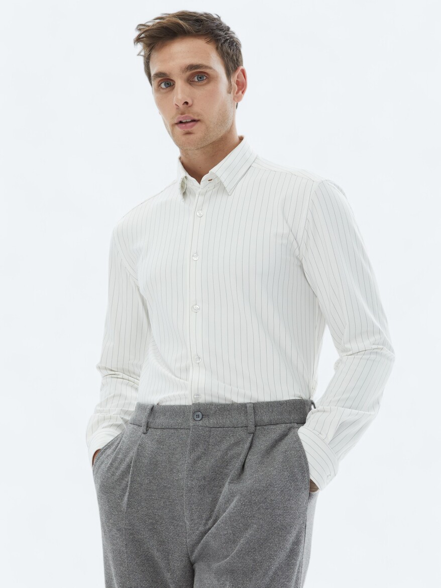 White Striped Regular Fit Long Knitting Casual Shirt - 2