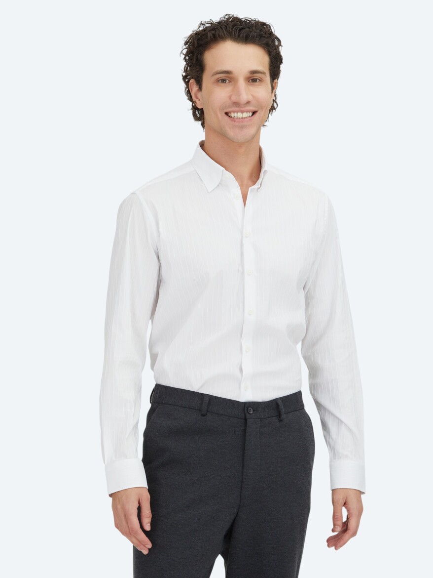 White Striped Regular Fit Long Weaving Sport Cotton Blended Shirt - 1