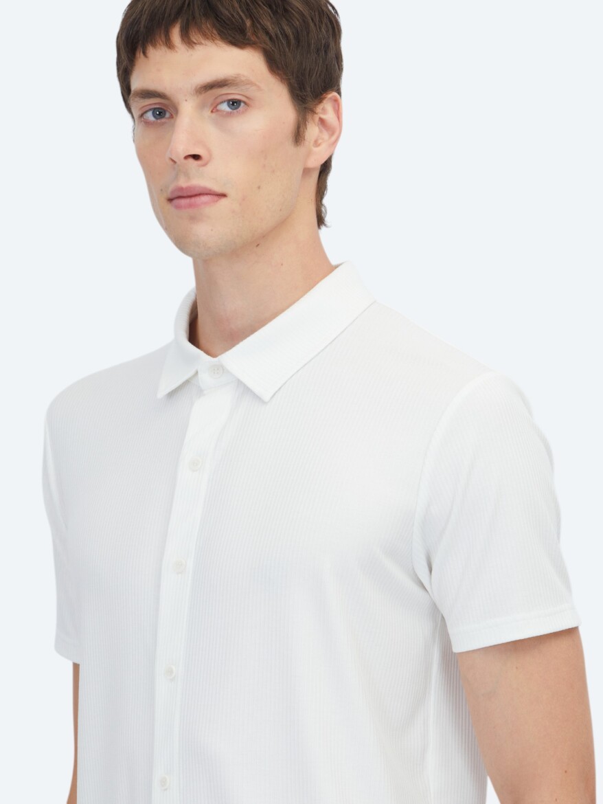 White Striped Regular Fit Short Knitting Casual Shirt - 4